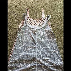 2 lululemon Tanks bundle (Printed)